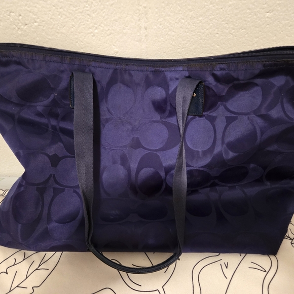 Coach Dark Blue Weekender Getaway Tote - Picture 1 of 5